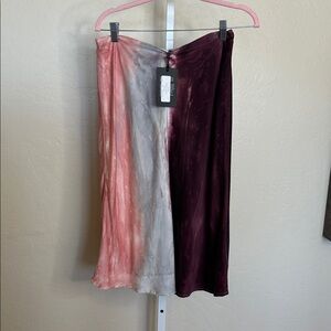 NWT Chaser med MSRP $128 silky feel tie dye midi skirt